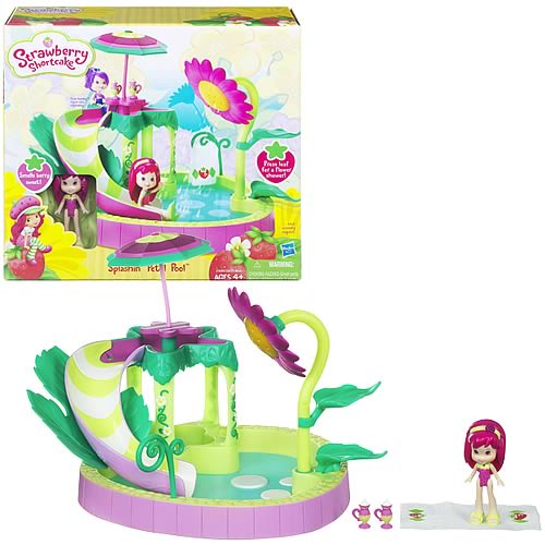 Strawberry Shortcake Splashin' Petal Pool Playset 2