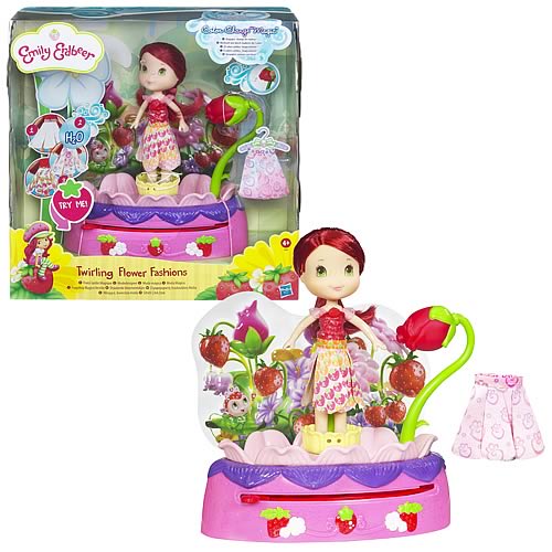 Strawberry Shortcake Twirling Flower Fashions Doll